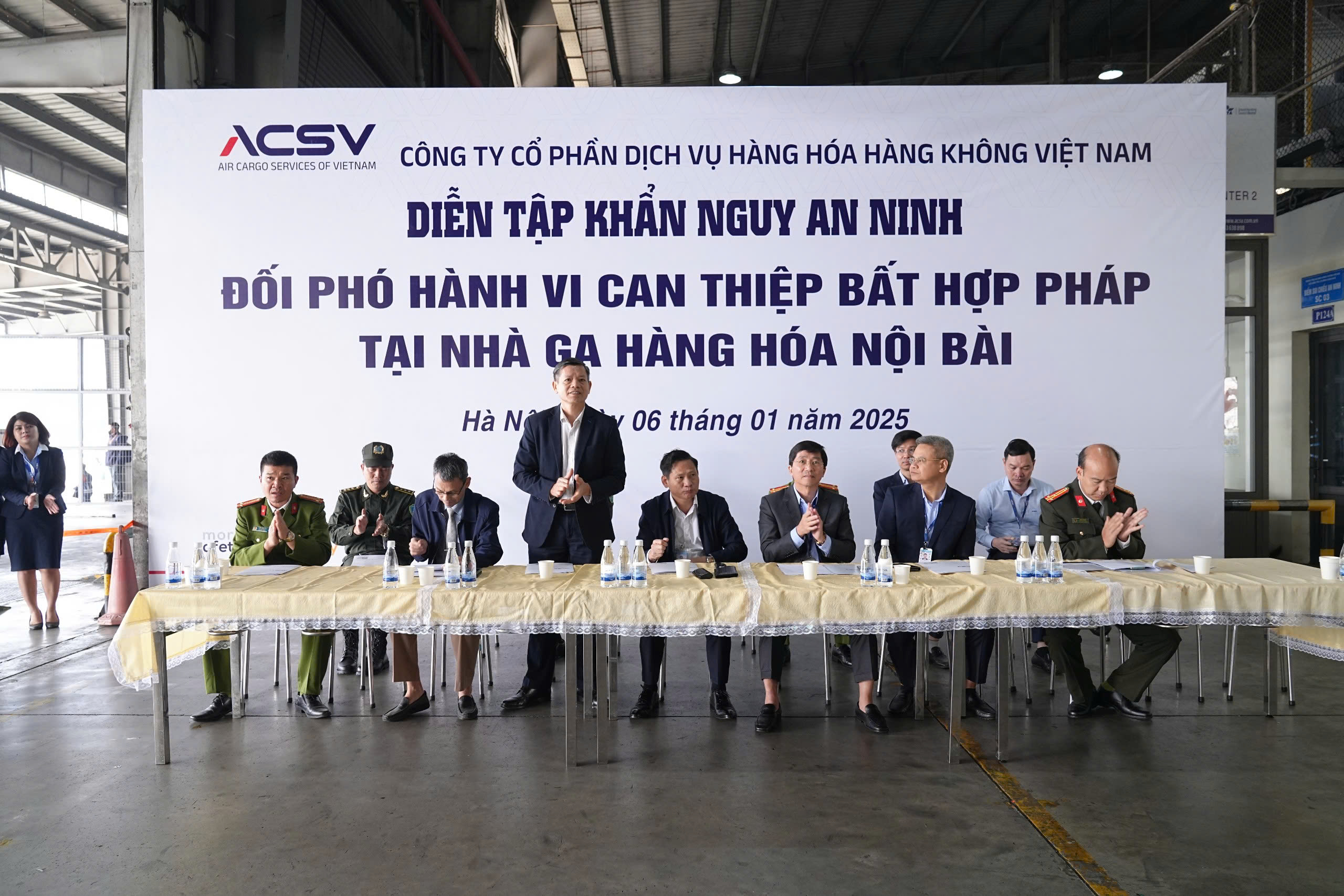 TỔ CHỨC DIỄN TẬP ỨNG PHÓ VỚI TÌNH HUỐNG KHẨN NGUY AN NINH TẠI ACSV