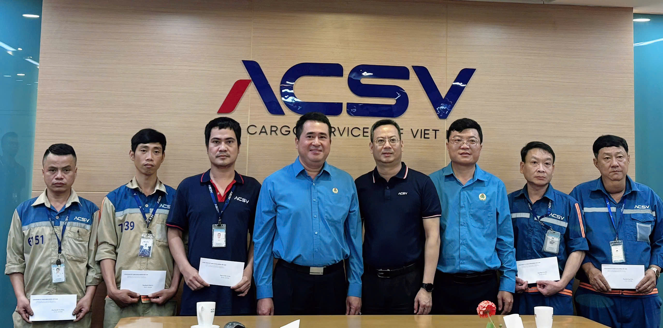 Công đoàn ACSV tổ chức trao quà Tháng Công nhân 2025